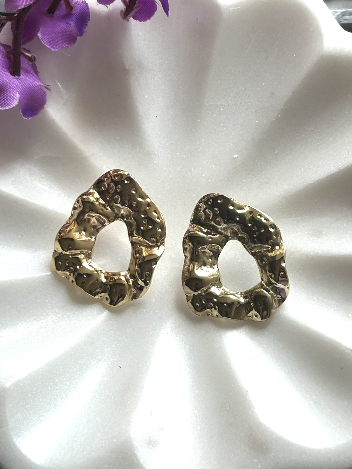 Halo Textured Studs