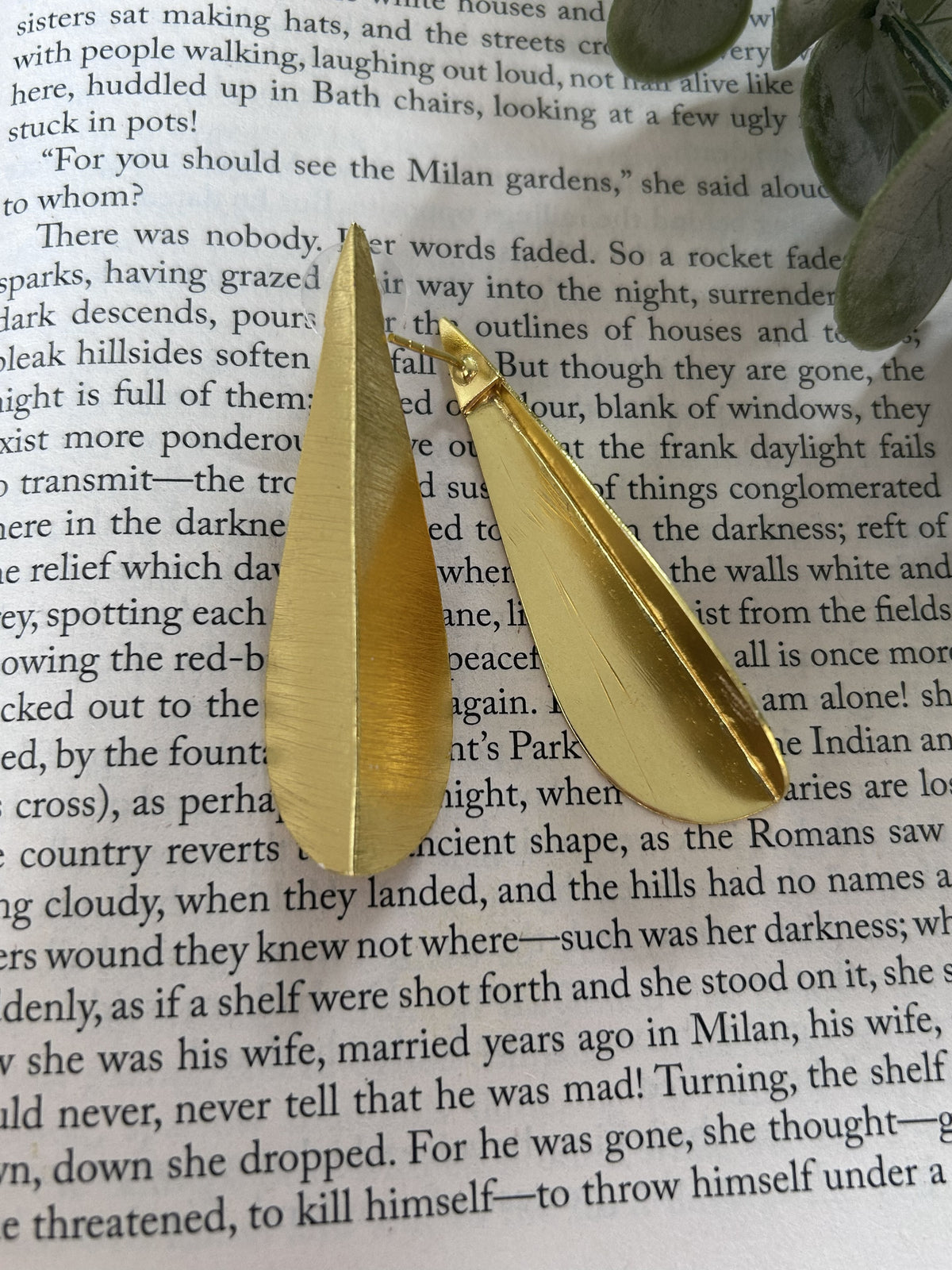 Petals Long Earrings